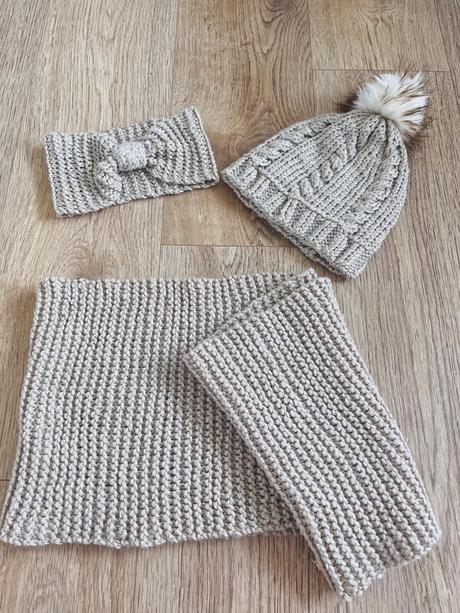 Čelenka + čiapka + nákrčník/tunel, 128