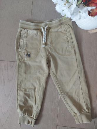 Tepláky pieskove reserved- super stav, reserved,98