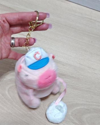 Prasiatko prívesok na kľúče či tasku, 