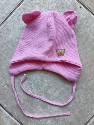 Čiapka prechodná so šnúrkami, ružová, 33-40 cm, 56