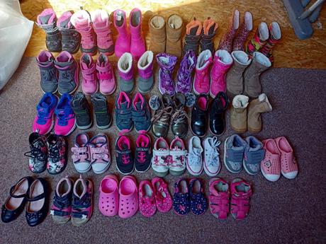 Dievčenské topanky, rozne velkosti, od 21-28, 24