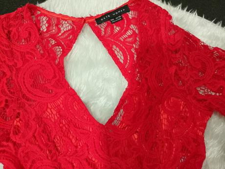 Krásne červené šaty, m