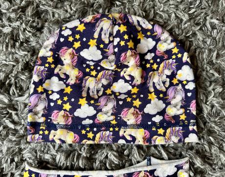 Set - čiapočka a nákrčník, 54