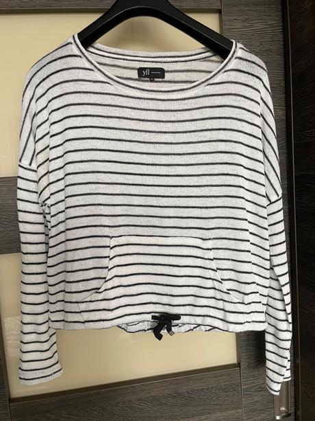 Reserved svetrik, reserved,s