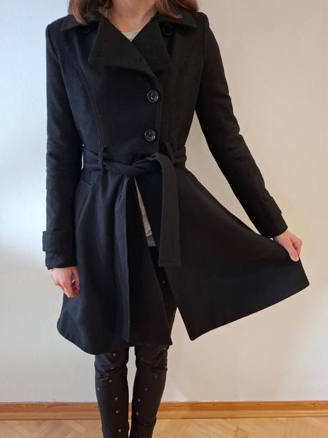 Kvalitný zimný kabátik, 152