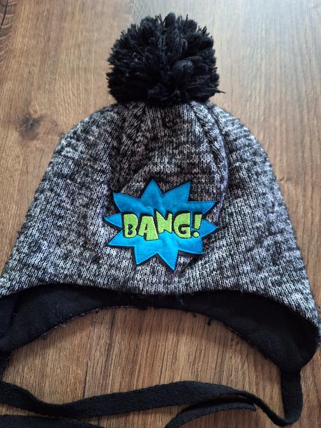 Čiapky a rukavice, 98