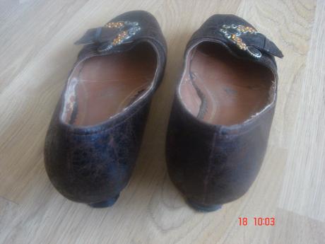 Hnede nizke lodicky s brosnou - dizajn popraskanej, 39