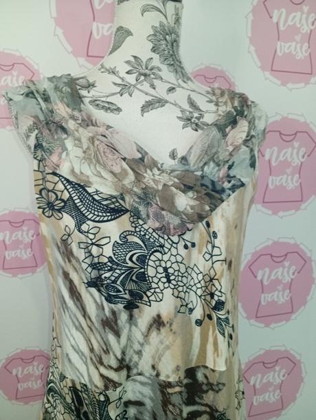 Vzorované šaty, 42
