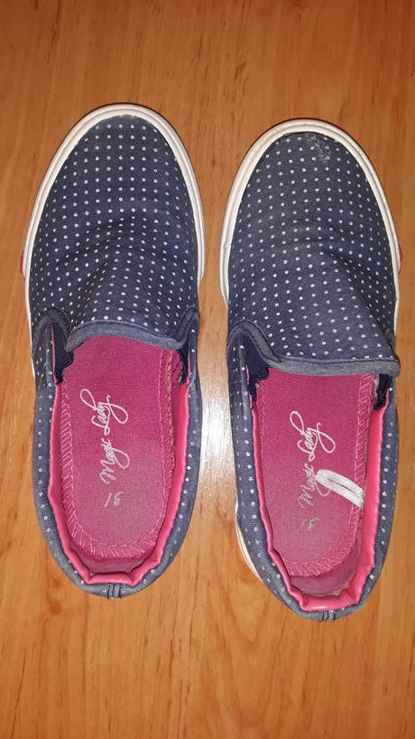 Latkove topanky, v. 31, 31