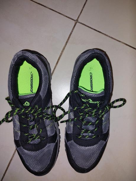 Topánky crossroad, 37