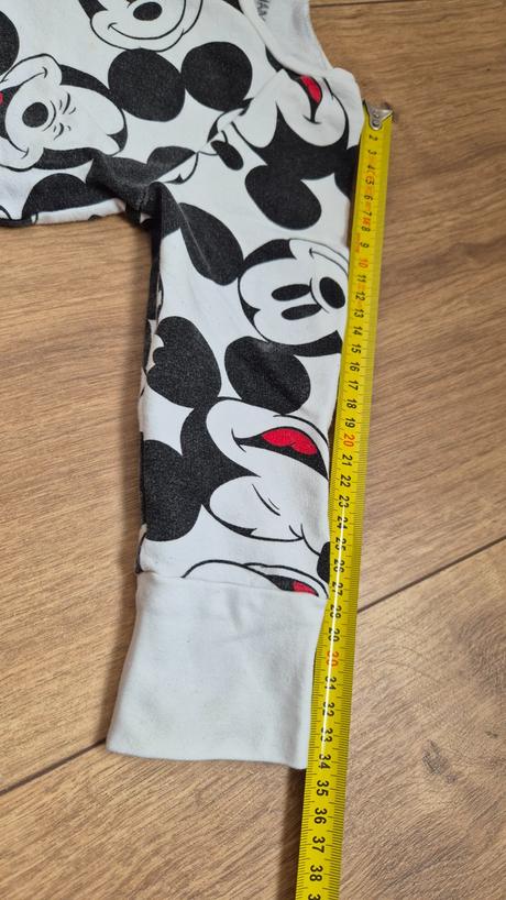 Trickomikina mickeymouse, 98