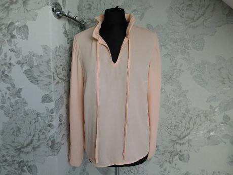 Kvalitna pekna bluzka, 40