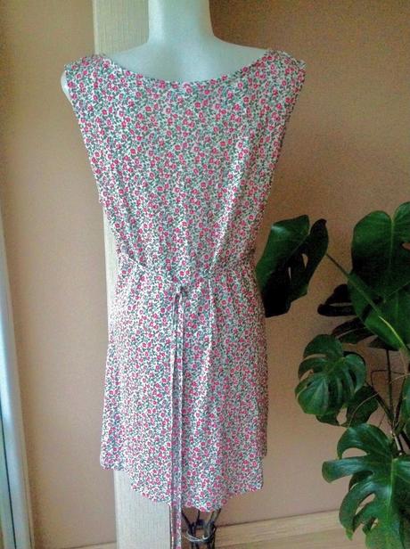 Šaty 62a, ethel austin,42