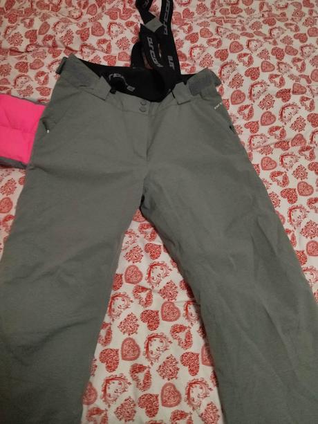 Súprava kupovana v sportisime veľkosť 164/170, 164