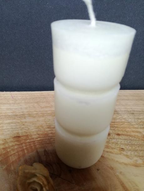 Biela sviečka sekaný valec, 