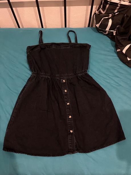 Riflové šaty, pull&bear,m