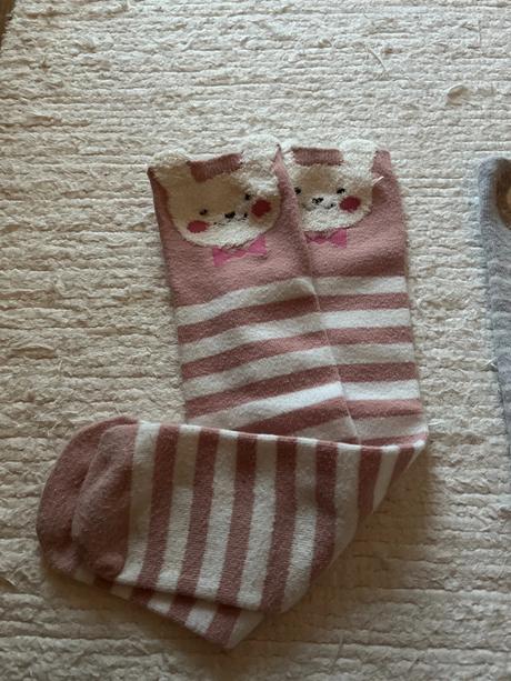 Podkolienky pre dievcatko, 28