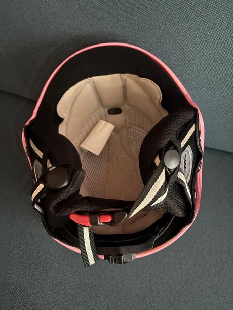 Prilba na lyžovanie/snowboard, s