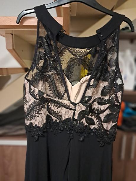 Spoločenské šaty, 42