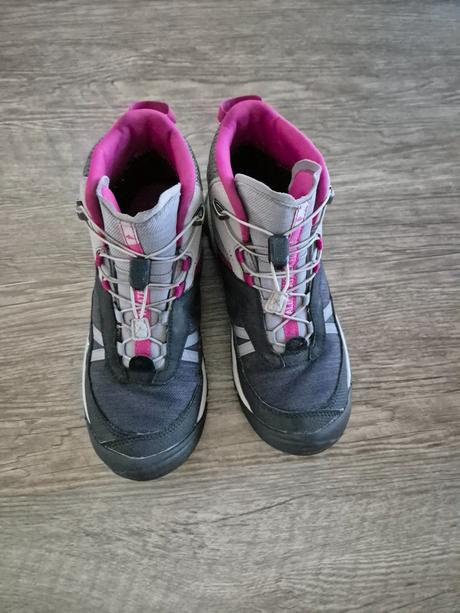 Turisticke topanky quecha, 36