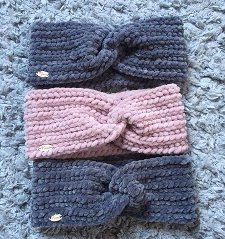 Háčkované čelenky, s