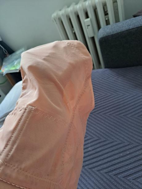 Stahujuce nohavicky, l