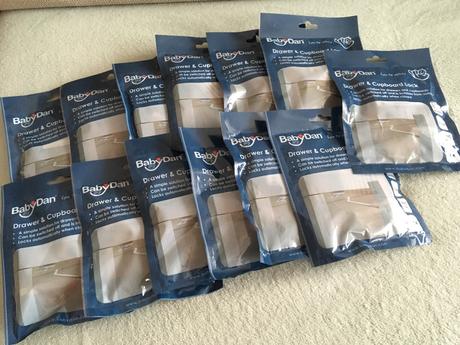 Baby dan poistka na zásuvky, babydan