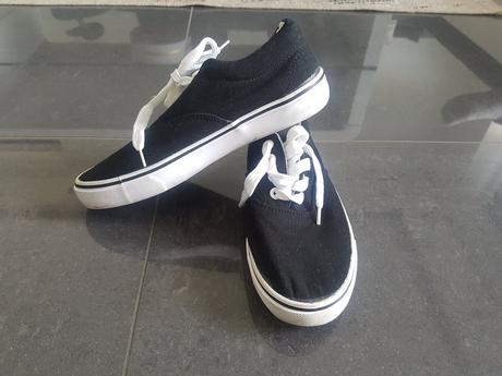 Predam platene topanky, 34