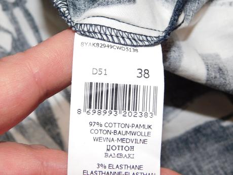 Kvalitne velmi pekne šaty, 36