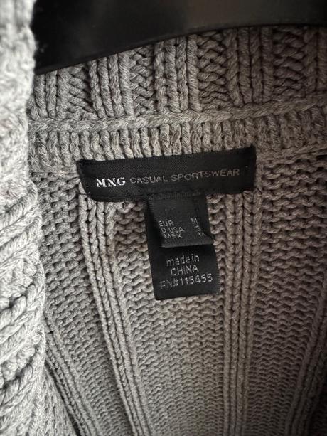 Sivý svetrík, mango,m