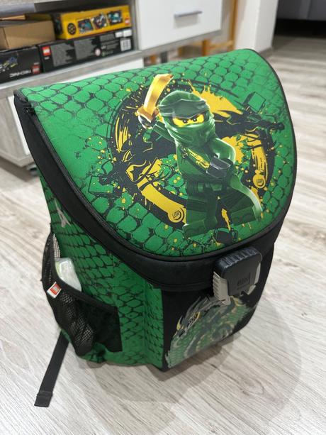 Skolska taska lego ninjago, 