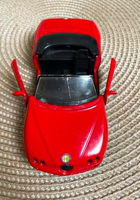 Zberateľský model alfa romeo spider,