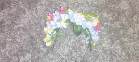 Čelenka s kvetmi, 