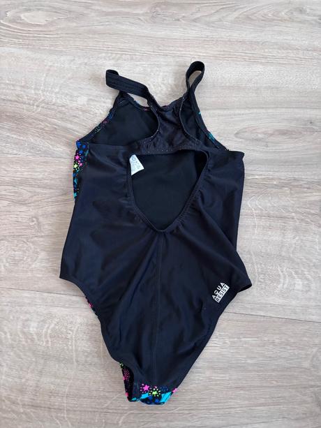 Plavecke jednodielne plavky decathlon 131-140, decathlon,134 / 140