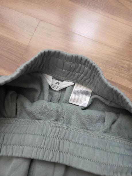 Kratase teplákové, h&m,170