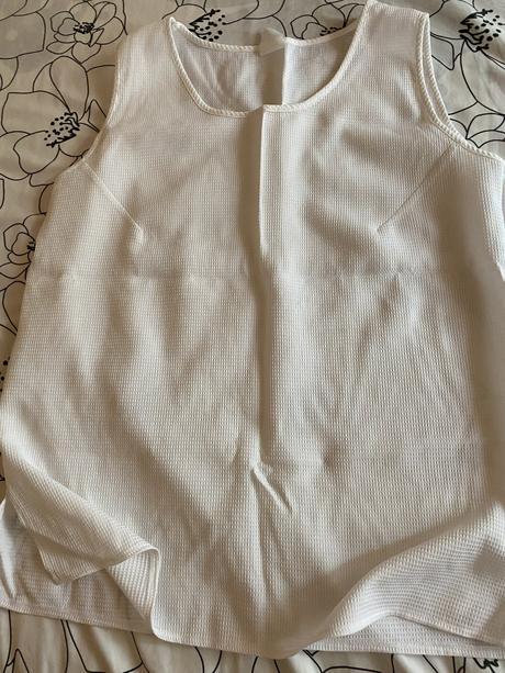 Kvalitný top - viskóza + polyester v. xl, xl