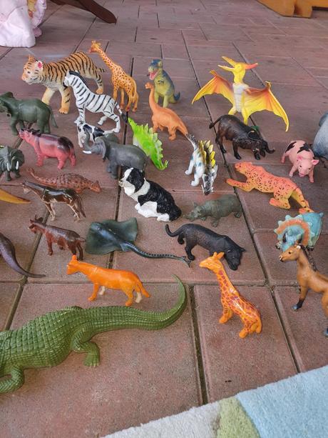 Zvieratá dinosauri postavičky, 
