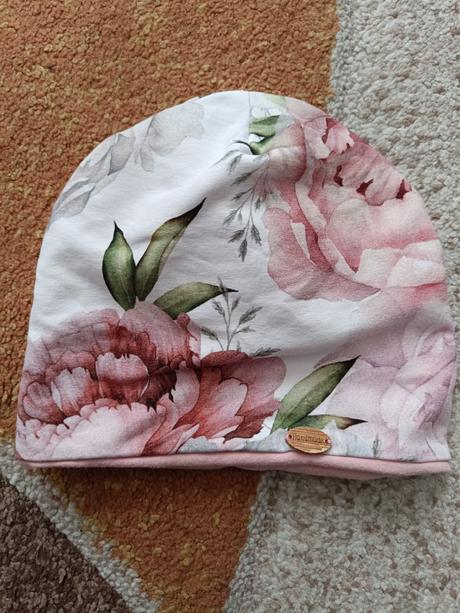 Obojstranná čiapka, 68