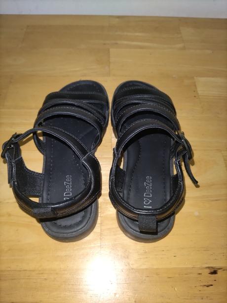 Sandále, 33