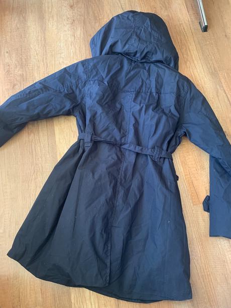 Dievcensky trenckot, 152