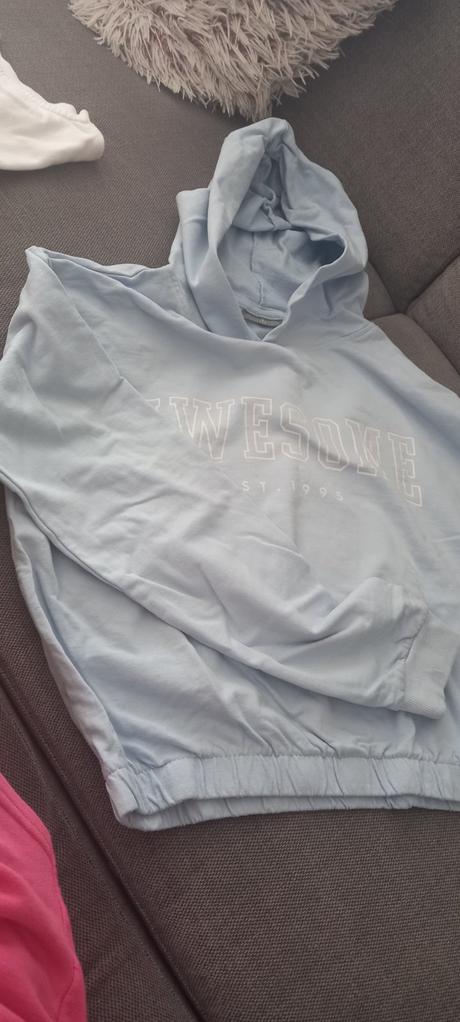 Mikina s japucňou, 170