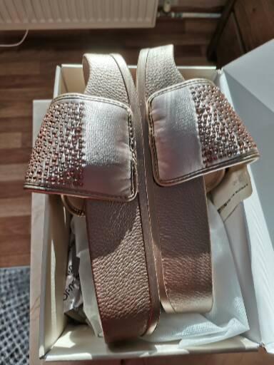 Liu jo č 39 nové s krabicou, liu jo,39