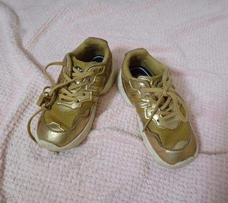 Zlate tenisky, adidas,26
