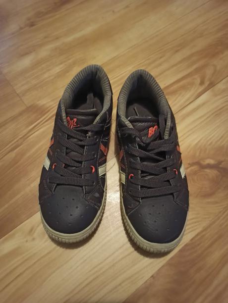 Poltopánky v 33, 33