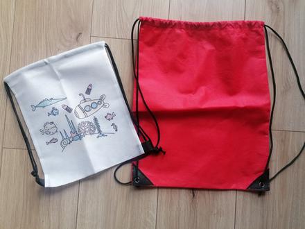 2x vrecúško z netkanej textílie,