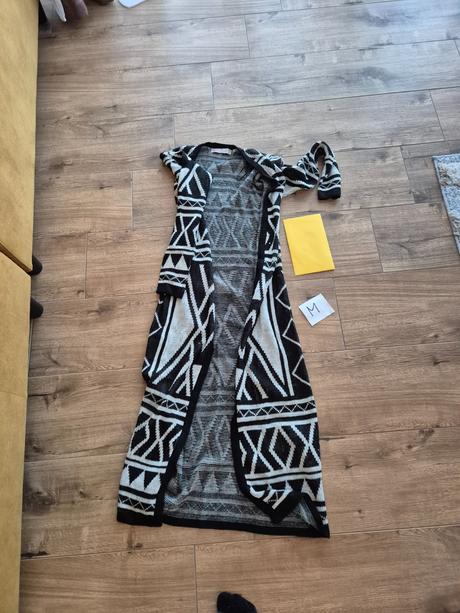 Dlhý sveter, amisu,m