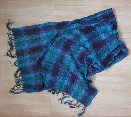 Šál tenký modrofialový, m