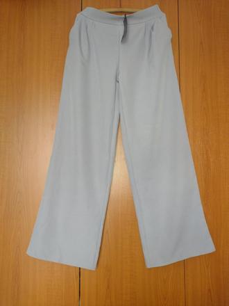 Široké nohavice, l