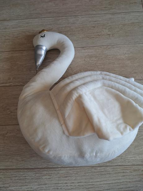 Labuť vankúš,