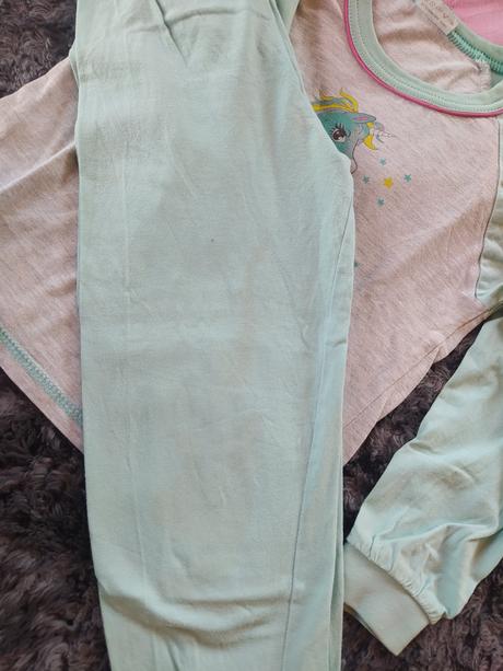 Pyžamka s dlhým rukávom, 104